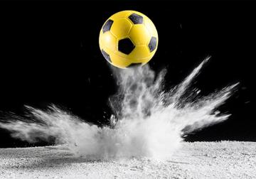 https://sandbox.harvard-deusto.com/sites/default/files/styles/article_normal/public/2022-05/camiseta-equipos-futbol.jpg?itok=Ld1itMnL&x=1759605743