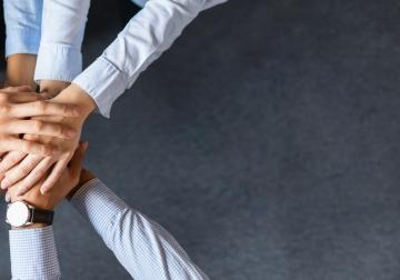 https://sandbox.harvard-deusto.com/sites/default/files/styles/article_normal/public/experencia_de_empleado.jpg?itok=0r7OqgyO&x=1748137580